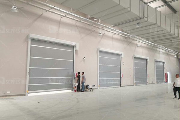 快速门如何保持车间恒温与卫生 快速门如何保持车间恒温与卫生