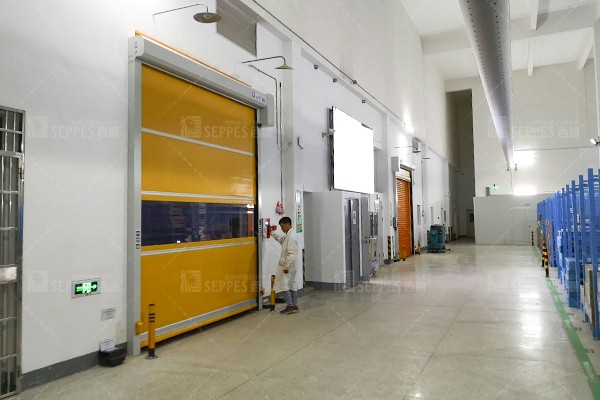 快速门保持车间恒温与卫生 快速门保持车间恒温与卫生