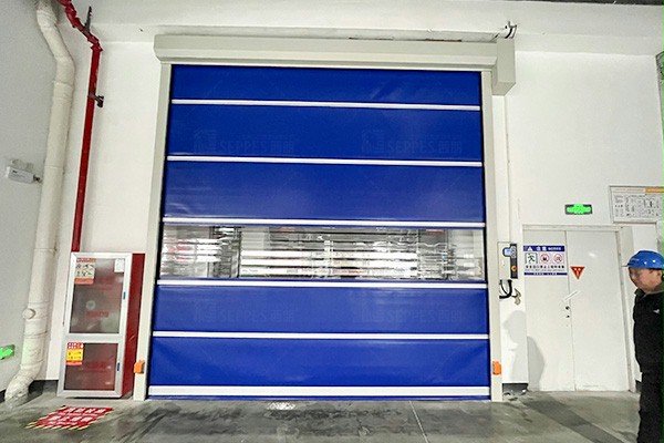 西朗门业快速卷帘门 西朗门业快速卷帘门