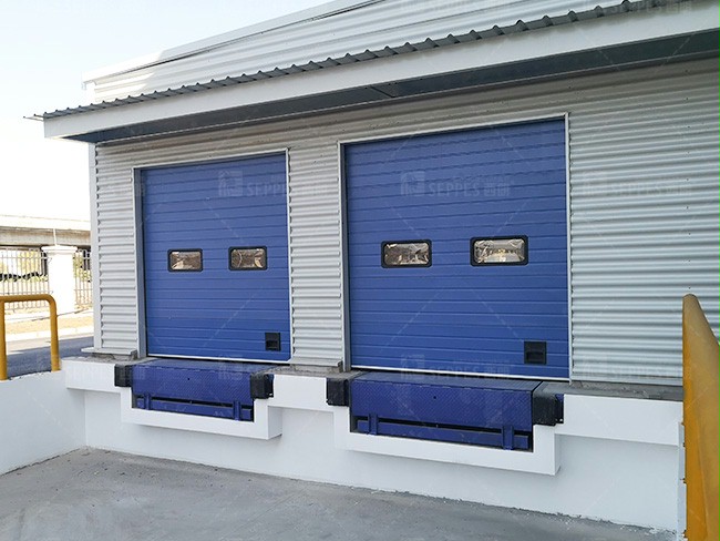 西朗门业卸货平台 西朗门业卸货平台