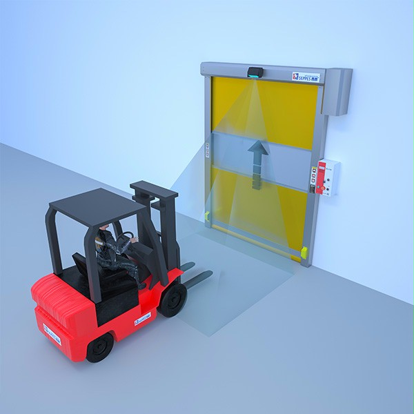 西朗门业快速门雷达开启