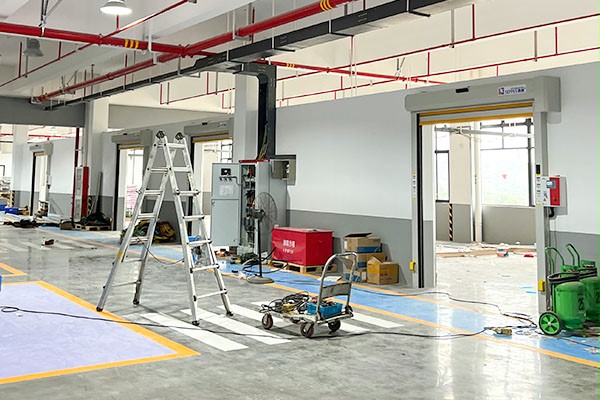 西朗门业快速卷帘门 西朗门业快速卷帘门